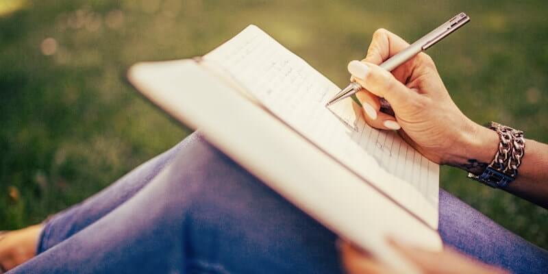 Gratitude Journal: 67 Templates, Ideas, and Apps for Your Diary